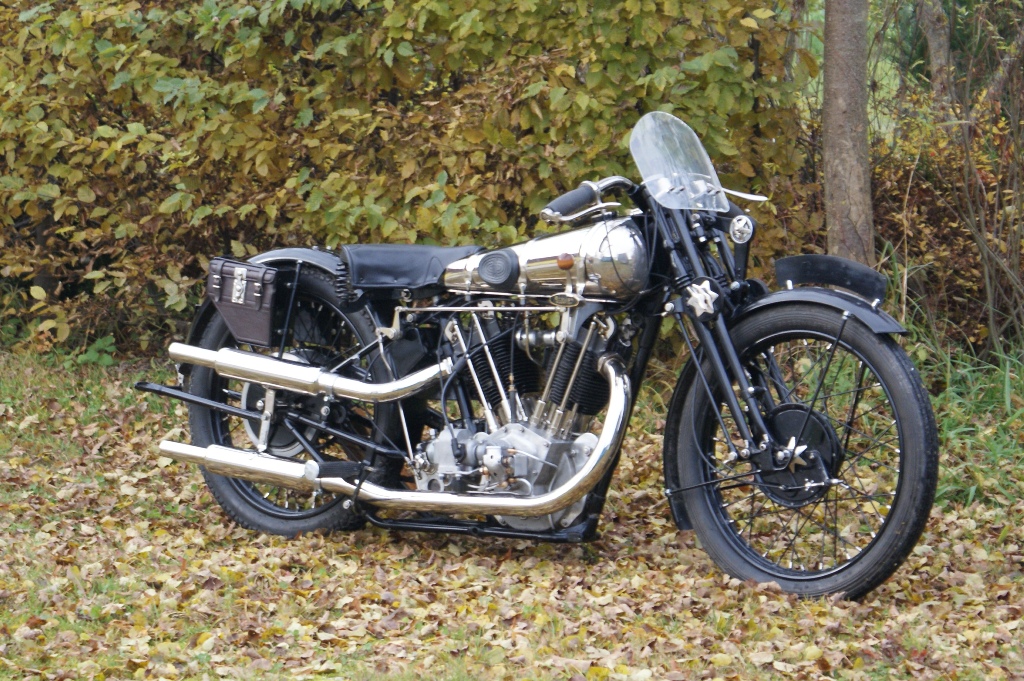 SS101J Pendine Model. Photograph reproduced with kind permission from Brough Superior Motorcycles Limited.